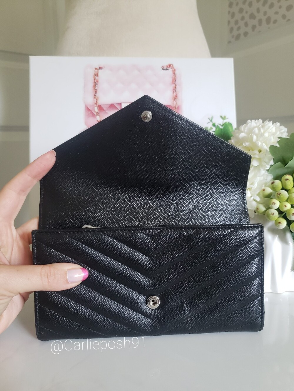 Authentic Pre-owned Yves Saint Laurent Grain De Poudre Envelope Wallet - Picture 6 of 15